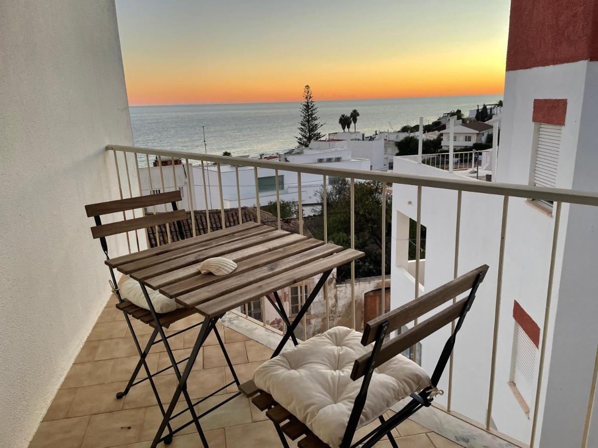 M&M'S Cosy Apartment - Sea View Senhora da Luz 외부 사진