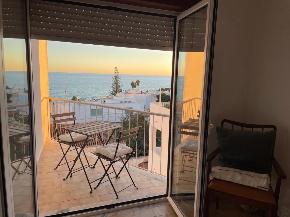 M&M'S Cosy Apartment - Sea View Senhora da Luz 외부 사진