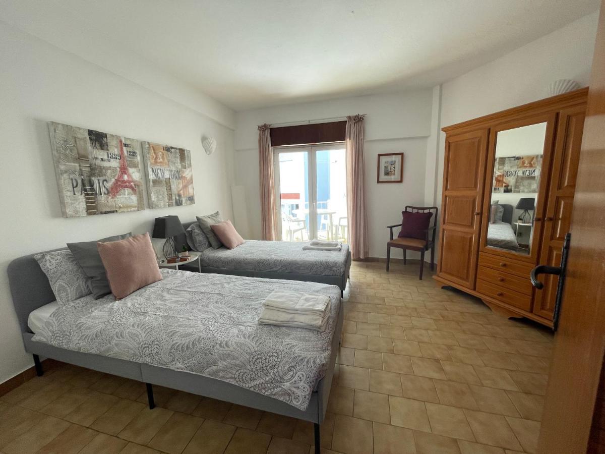 M&M'S Cosy Apartment - Sea View Senhora da Luz 외부 사진